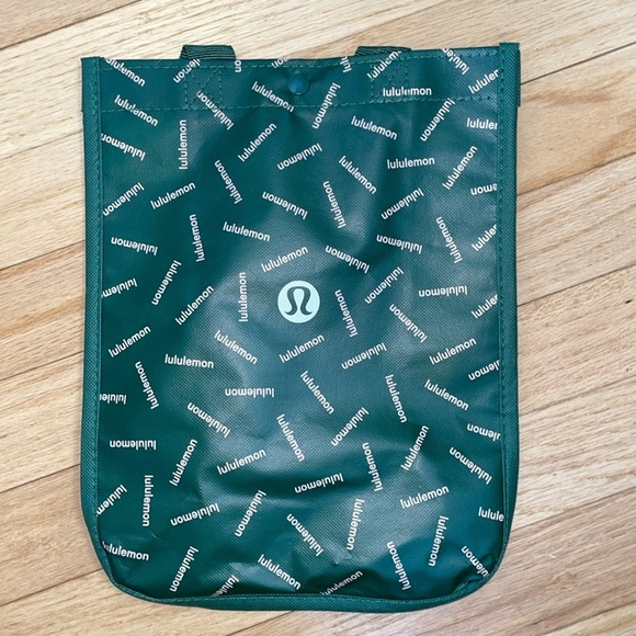 lululemon athletica Handbags - Lululemon Green/Pink Mid Bag